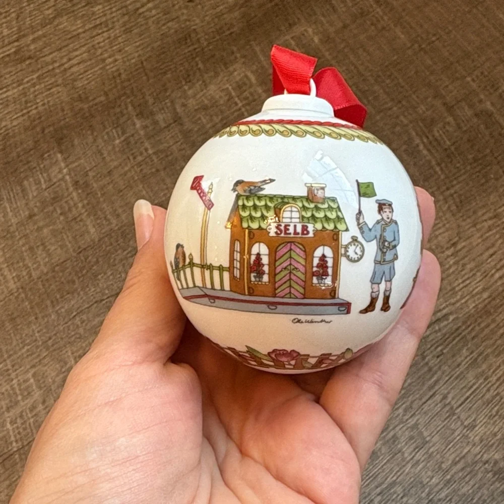Hutschenreuther Christmas Ball Ornament 1994 Train Germany